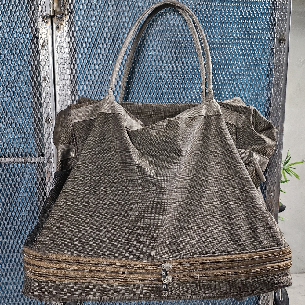 Lightweight Expandable Foldable Rolling Duffle Ba… - image 2